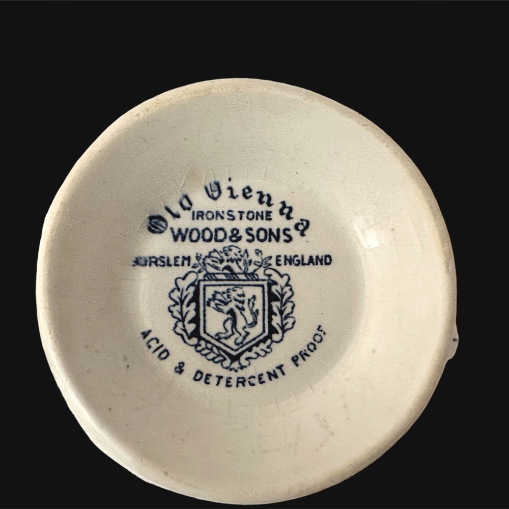 Antique Old Vienna Ironstone Wood & Sons Creamer Onion Pattern Blue & White - Picture 3 of 6
